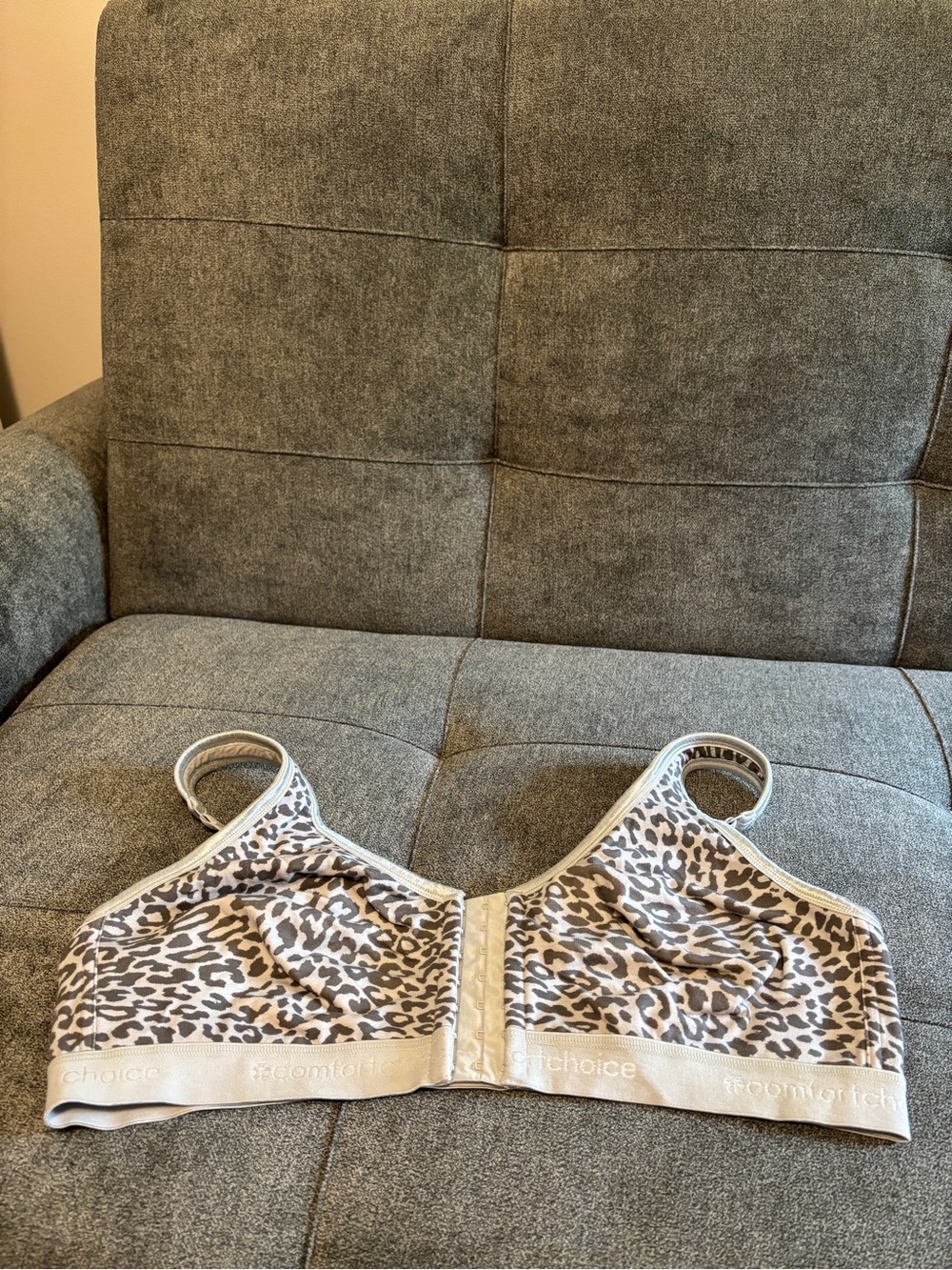Comfort Choice Front-Closure Wireless Bra in Gray Leopard Print